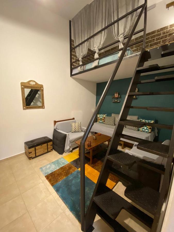 Small Cosy House Lavrion Apartment Exterior foto