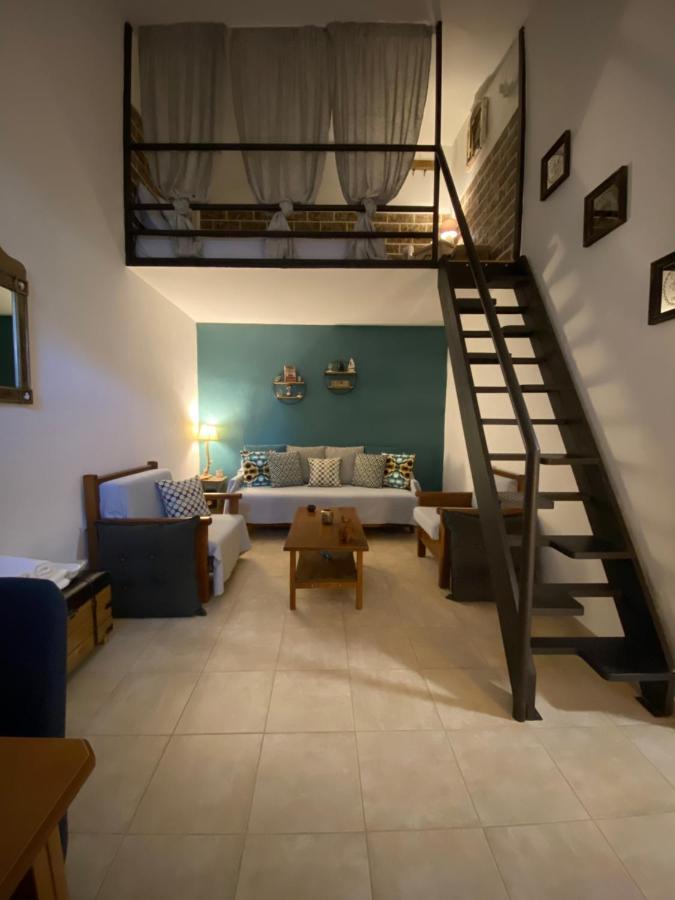 Small Cosy House Lavrion Apartment Exterior foto