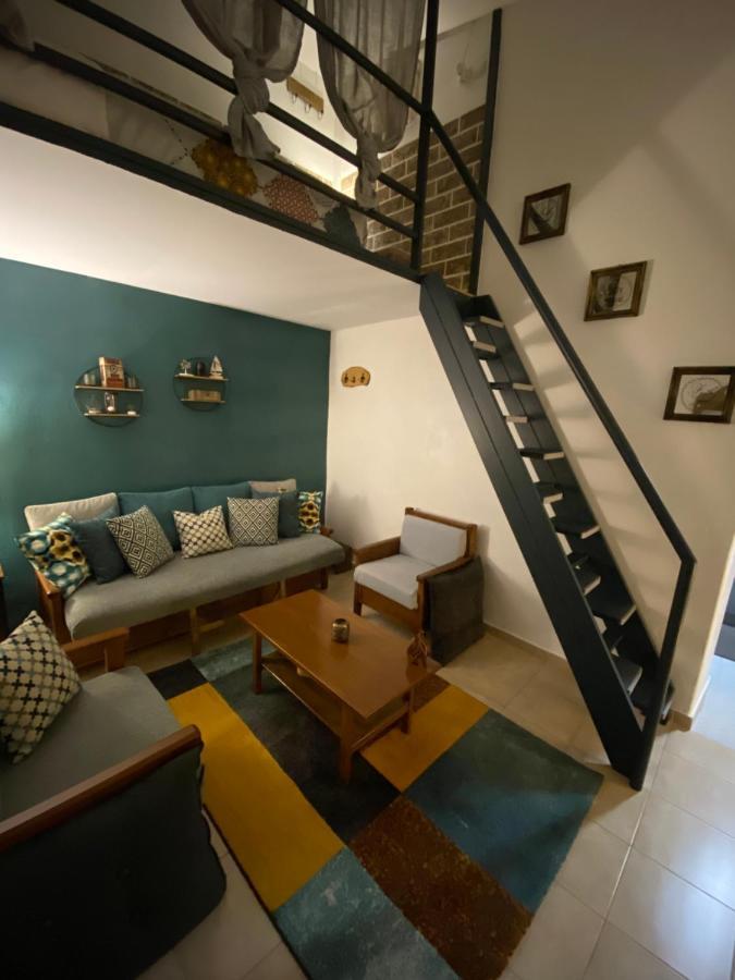 Small Cosy House Lavrion Apartment Exterior foto
